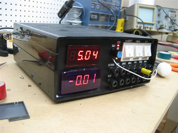 30V 10A Variable Bench Power Supply