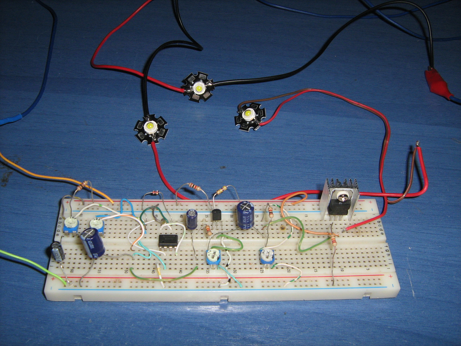555 LED Pulsing Breathing Circuit